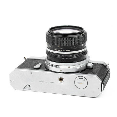 Nikkormat FT — 28mm f/3.5