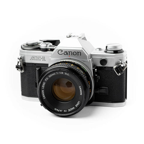 Canon AE-1 + FD 50mm 1.8 Canon