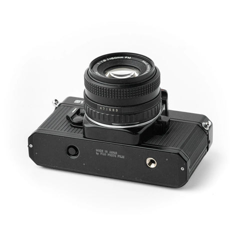 Fuji STX-2 + 50mm f/1.9 FM