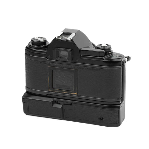 Nikon EM + 50mm 1.8 Nikon