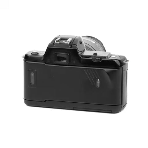 Nikon F401 + AF Nikkor 35-135mm