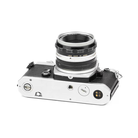 Nikon FM + Objectif Nikkor