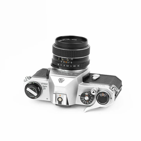Pentax Spotmatic SP + 55mm 1.8