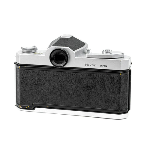 Nikkormat FT — 28mm f/3.5