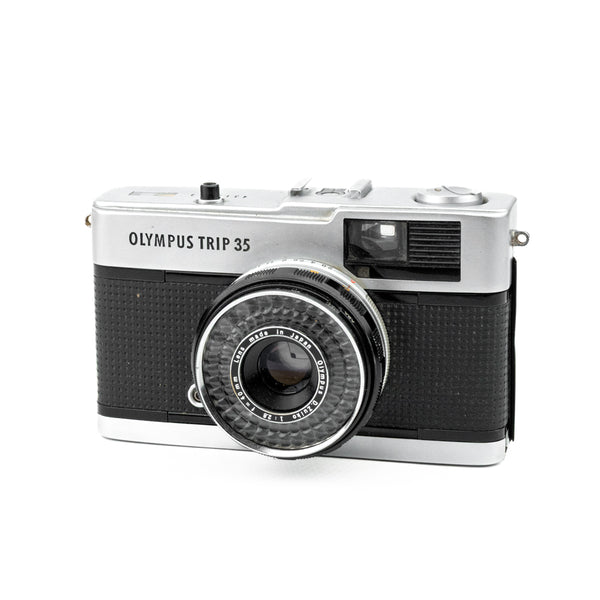 Olympus Trip 35 — 40mm f/2.8