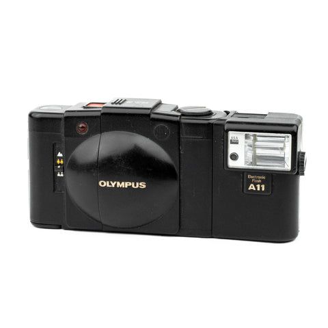 Olympus XA2 + Flash A11 — 35mm f/3.5