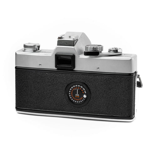 Minolta SRT 101 + MC 55mm 1.7