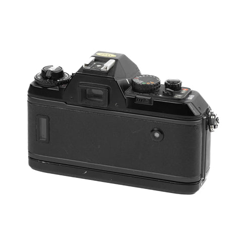 Nikon F301 + 50mm 1.8 Nikon