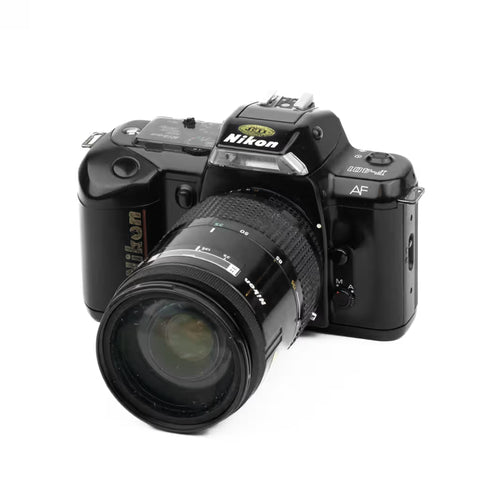 Nikon F401 + AF Nikkor 35-135mm